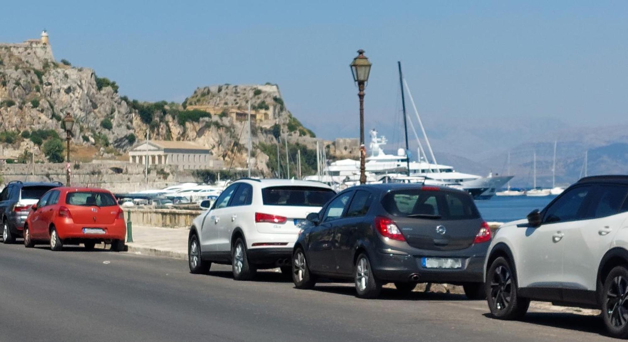 Aay- Best Corfu Town & Sea Apart 2Bedroom Renovated + Lift / Comfy&Design+Wifi Exteriör bild